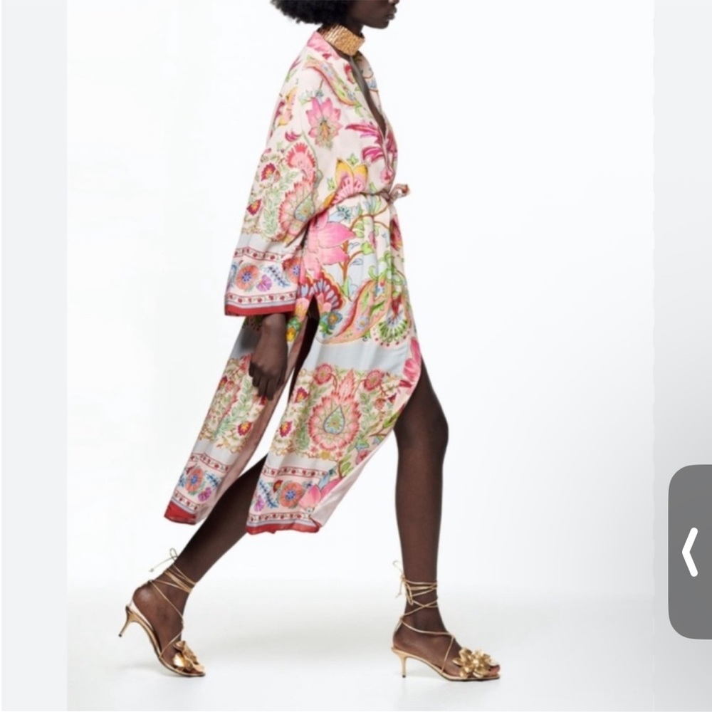 Zara Floral Multicolor Kimono Robe - Picture 2 of 9